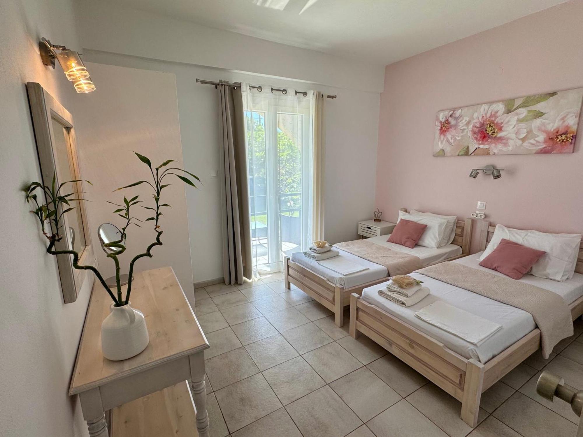 Sungate Villas Almiros Beach ภายนอก รูปภาพ